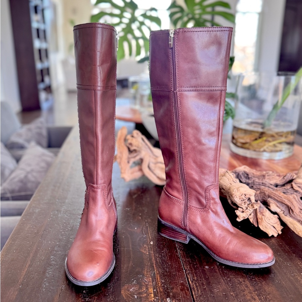Andrew Marc Rich Brown Leather Heeled Boots w gold details